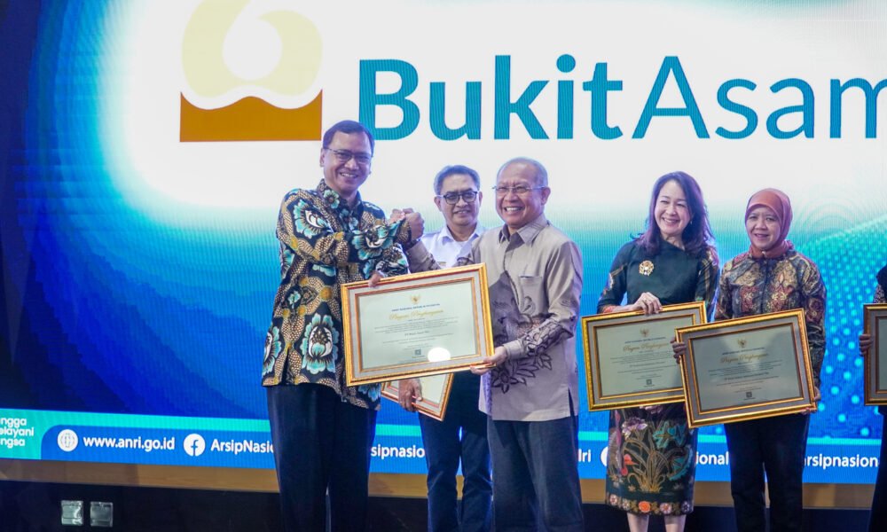 Jaga Jejak Sejarah Bangsa, PTBA Raih Penghargaan ANRI 2025.