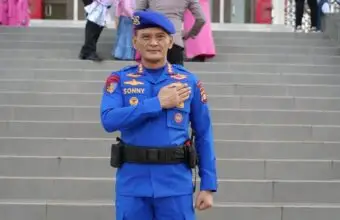 Direktur Ditpolairud Polda Sumsel Kombes Pol Sonny Mahar Budi Adityawan meninjau uji coba penggunaan pupuk organik berbahan eceng gondok pada tanaman jagung dan sayuran, sebagai inovasi ramah lingkungan yang bernilai ekonomis untuk mendukung ketahanan pangan di Sumatera Selatan.