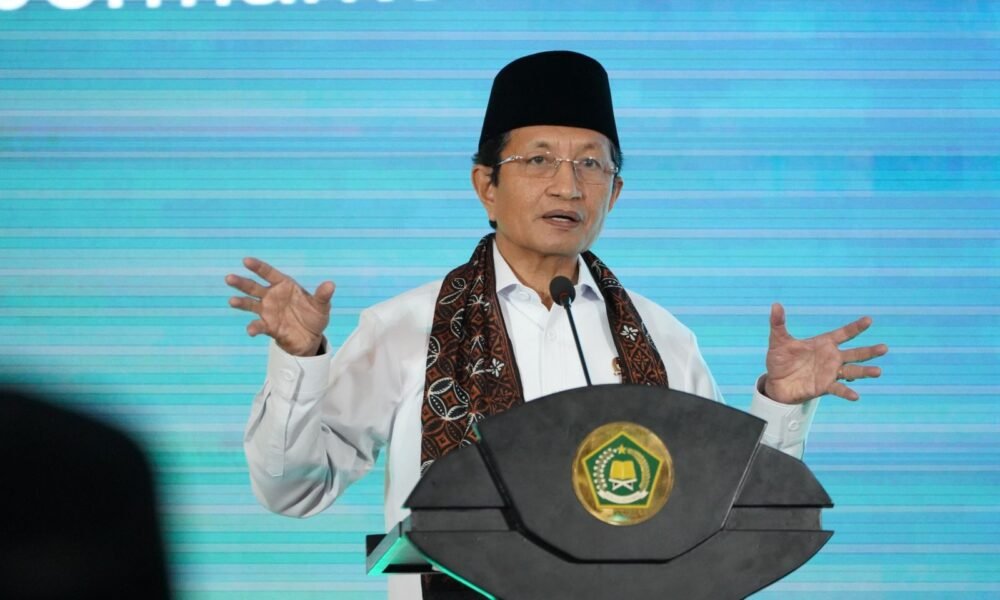 Menteri Agama Nasaruddin Umar saat menyampaikan keynote speech pada Lokakarya Kementerian Agama bertema “Mempersiapkan Umat Masa Depan” dalam rangka Rakernas Kemenag 2025 di Serpong, Tangerang, Senin (15/12/2025).