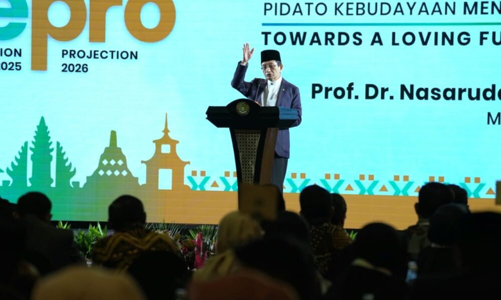 Menteri Agama Nasaruddin Umar saat menyampaikan rilis hasil Survei Evaluasi Kerukunan Umat Beragama 2025 dalam agenda Refleksi 2025 dan Proyeksi 2026 di Jakarta, Selasa (22/12/2025).