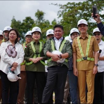Kementerian PU Mulai Bangun Sekolah Rakyat Tahap Kedua di OKI, Target Beroperasi 2026 Pemancangan perdana tiang pancang pembangunan Sekolah Rakyat tahap kedua di kawasan Teluk Gelam, Kabupaten Ogan Komering Ilir (OKI), Selasa (23/12/2025).