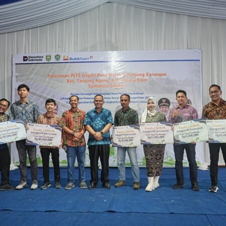 Perkuat Ketahanan Pangan, PTBA Hadirkan Dua PLTS Irigasi untuk Petani Muara Enim.