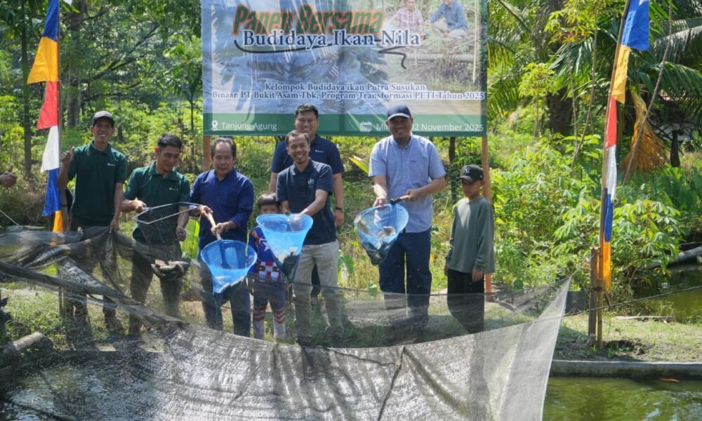Transformasi PETI melalui Panen Bersama Budidaya Ikan Nila di Desa Tanjung Agung.