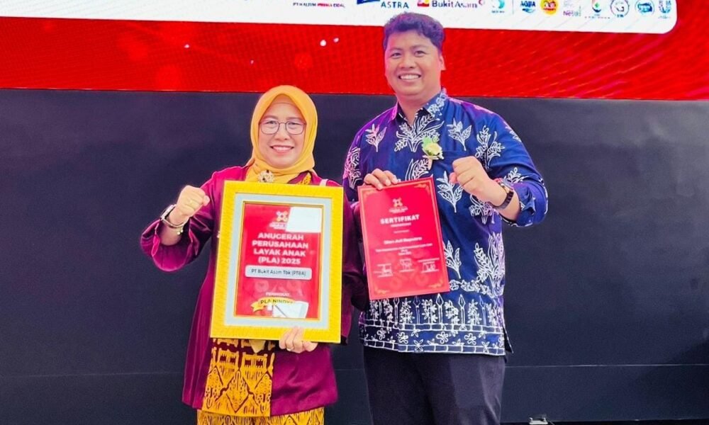 Komitmen pada Hak Anak, PTBA Sabet Anugerah Perusahaan Layak Anak Tingkat Nindya