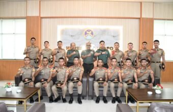 Komandan Korem 044/Garuda Dempo Brigjen TNI Adri Koesdyanto menerima audiensi Taruna Akademi Militer di Makorem 044/Gapo, Jalan Jenderal Sudirman Km. 4, Kota Palembang, Selasa (30/12/2025).