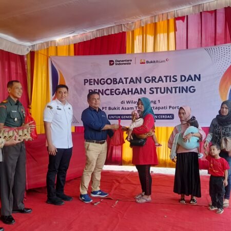 Aksi Nyata PTBA: Tingkatkan Kesehatan Warga dan Atasi Stunting Aksi Nyata PTBA: Tingkatkan Kesehatan Warga dan Atasi Stunting