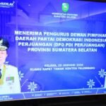 Gubernur Sumatera Selatan Herman Deru menerima audiensi Ketua DPD PDIP Sumsel Devi Suhartoni beserta jajaran pengurus di Ruang Rapat Taman Kenten, Selasa (20/1/2026) malam.