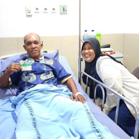 JKN Hadir Dampingi Pasien Hernia, Masuk IGD hingga Operasi Lancar Tanpa Menunggu Lama Tanpa Menunggu Lama, JKN Hadir Dampingi Pasien Hernia Masuk IGD hingga Operasi Lancar
