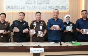 Harnojoyo Kembalikan Uang Korupsi Pasar Cinde Rp750 Juta ke Kejati Sumsel