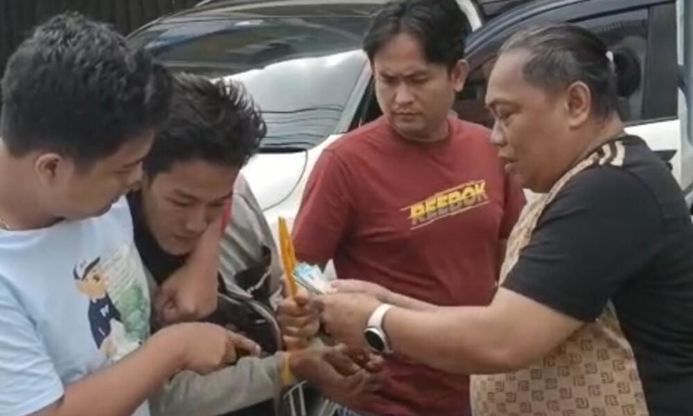 Polda Sumsel, Gagalkan, Transaksi ,Penjualan Bayi ,Perempuan ,Senilai Rp52 Juta , Amankan 2 Pelaku