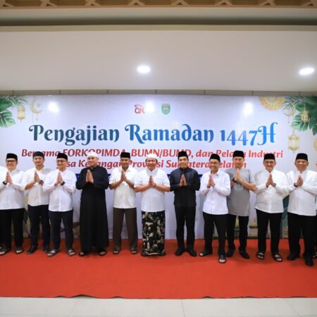 Sekda Edward Hadiri Pengajian Ramadan di OJK Sumsel, Perkuat Silaturahmi dan Sinergi Pembangunan Sekda Edward Hadiri Pengajian Ramadan di OJK Sumsel, Perkuat Silaturahmi dan Sinergi Pembangunan