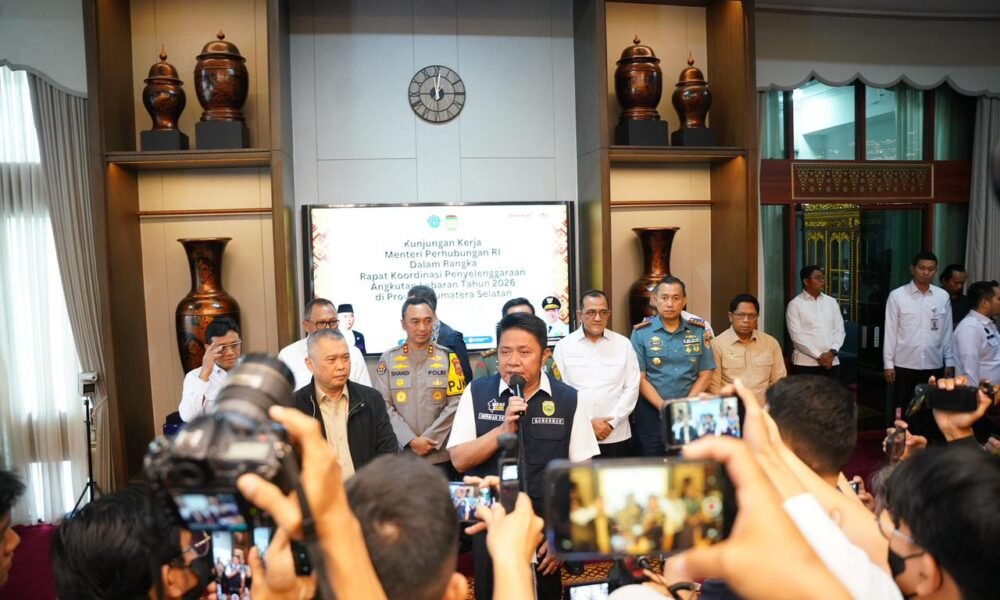 Herman Deru Targetkan Perbaikan Jalan Sepanjang 1.500 Km di Sumsel Rampung H-10 Lebaran 2026