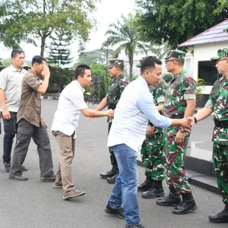 Usai Dinas Cuti Lebaran, Korem 044/Gapo Awali dengan Apel Pengecekan dan Silaturahmi