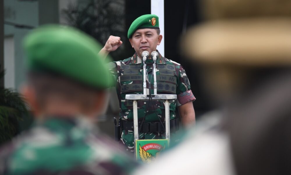 Pimpin Apel Perdana, Danrem 044/Gapo Sampaikan Pesan Kuat dalam Tekankan Disiplin dan Hindari Pelanggaran