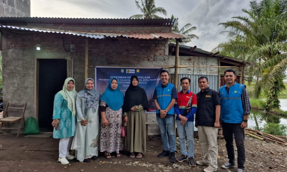 Warga Kepahiang Bengkulu Nikmati Sambungan Listrik PLN Gratis Lewat Program BPBL