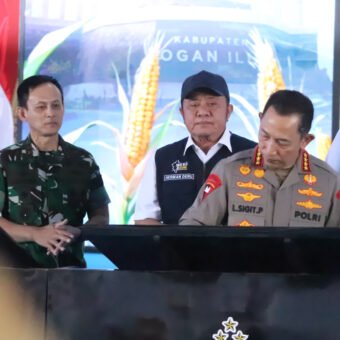 Perkuat Ketahanan Pangan, Pangdam II/Sriwijaya Dampingi Kapolri Taman Jagung Serentak di Ogan Ilir Perkuat Ketahanan Pangan, Pangdam II/Sriwijaya Dampingi Kapolri Taman Jagung Serentak di Ogan Ilir