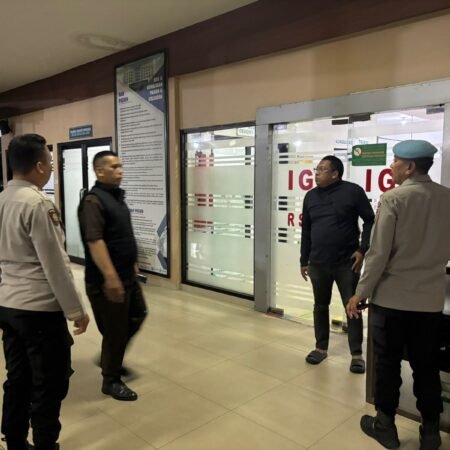 Dua Kali Dibubarkan Polisi, Tawuran Antar Kelompok di Palembang Berakhir Tragis, Satu Tewas Dua Kali Dibubarkan Polisi, Tawuran Antar Kelompok di Palembang Berakhir Tragis, Satu Tewas