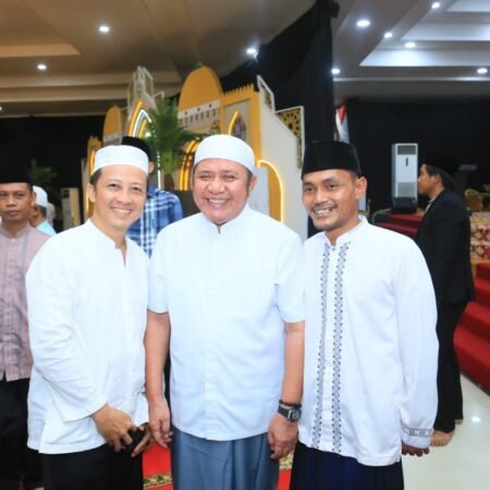 Herman Deru Ajak Alumni Gontor Perkuat Peran Majukan Pendidikan di Sumsel Ajak Alumni Gontor Perkuat Peran Majukan Pendidikan di Sumsel
