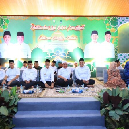 Gubernur Herman Deru Tegaskan Sinergi Ulama, Umara, dan Umat Jadi Kunci Kemajuan Daerah Gubernur Herman Deru Tegaskan Sinergi Ulama, Umara, dan Umat Jadi Kunci Kemajuan Daerah
