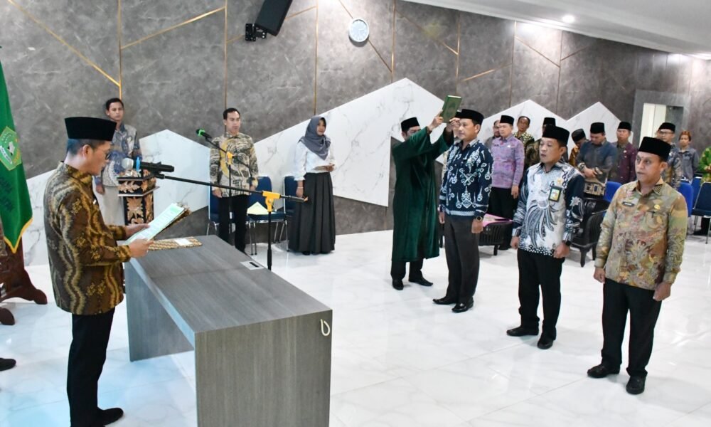 Lantik Pejabat Baru, Kakanwil Kemenag Sumsel: Jabatan adalah Amanah, Fokus pada Tupoksi dan Kekuatan Doa Keluarga