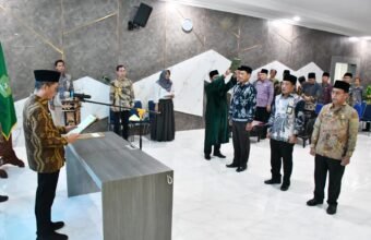 Lantik Pejabat Baru, Kakanwil Kemenag Sumsel: Jabatan adalah Amanah, Fokus pada Tupoksi dan Kekuatan Doa Keluarga