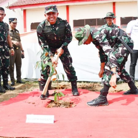 TMMD ke-127 Banyuasin Ditutup, Danrem 044/Gapo: Wujud Nyata Gotong Royong TNI dan Rakyat TMMD ke-127 Banyuasin Ditutup, Danrem 044/Gapo: Wujud Nyata Gotong Royong TNI dan Rakyat