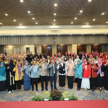 OJK dan Pemprov Sumsel Dorong Literasi Keuangan Syariah Bagi Wirausaha Muslimah OJK dan Pemprov Sumsel Dorong Literasi Keuangan Syariah Bagi Wirausaha Muslimah