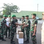 Sambut Idulfitri 1447 H, Korem 044/Gapo Bagikan Bingkisan Lebaran untuk Prajurit dan PNS