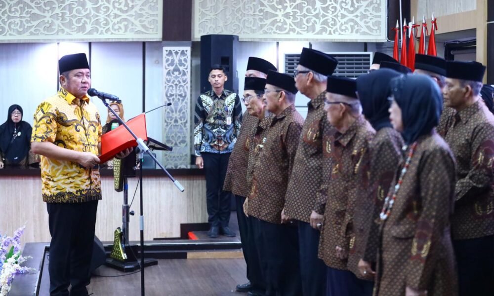 Gubernur Herman Deru Kukuhkan Kepengurusan LLI Sumsel, Dorong Peran Aktif Lansia dalam Pembangunan