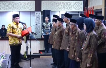 Gubernur Herman Deru Kukuhkan Kepengurusan LLI Sumsel, Dorong Peran Aktif Lansia dalam Pembangunan