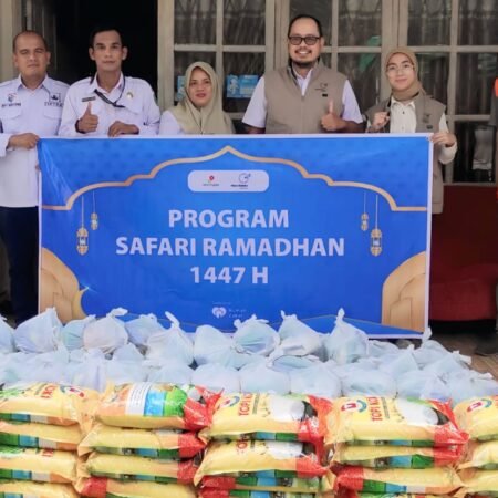 Ramadan Berbagi, Medco E&P Salurkan 565 Paket Sembako kepada Masyarakat di Muba dan Banyuasin Ramadan Berbagi, Medco E&P Salurkan 565 Paket Sembako kepada Masyarakat di Musi Banyuasin dan Banyuasin