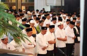 Pererat Silaturahmi Antara Unsur, Danrem 044/Gapo Hadiri Penutupan Safari Ramadan 1447 H