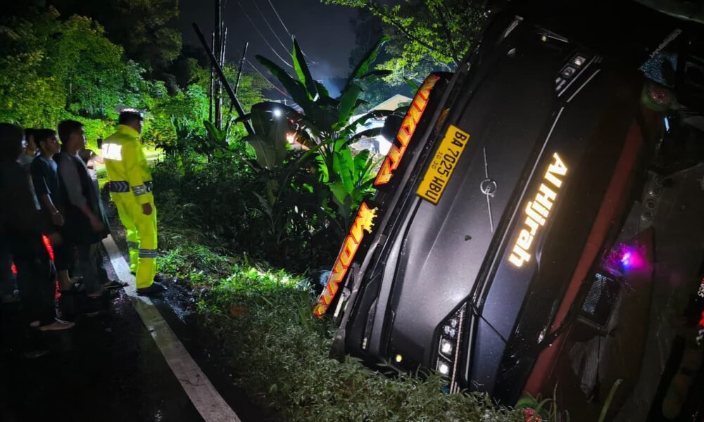 Bus Al-Hijrah Masuk Jurang di Lintas Sumatera Lahat, 1 Penumpang Pelajar Tewas