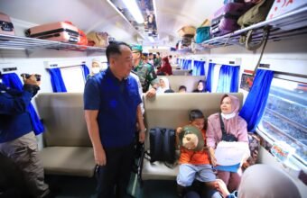 Lepas Mudik Gratis Pemprov Sumsel Lebaran 1447 H, Wagub Cik Ujang Ingatkan Pemudik Utamakan Keselamatan