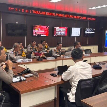 Operasi Ketupat Musi 2026: Polda Sumsel Layani 237 Ribu Pemudik, Pengamanan Berjalan Optimal Operasi Ketupat Musi 2026: Polda Sumsel Layani 237 Ribu Pemudik, Pengamanan Berjalan Optimal
