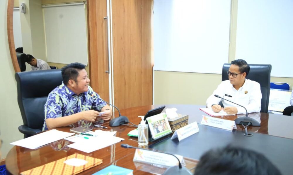 Gubernur Herman Deru Terima Sertifikat HPL Mozaik 5 dan 6, Dorong Percepatan Tata Ruang dan Digitalisasi Pertanahan