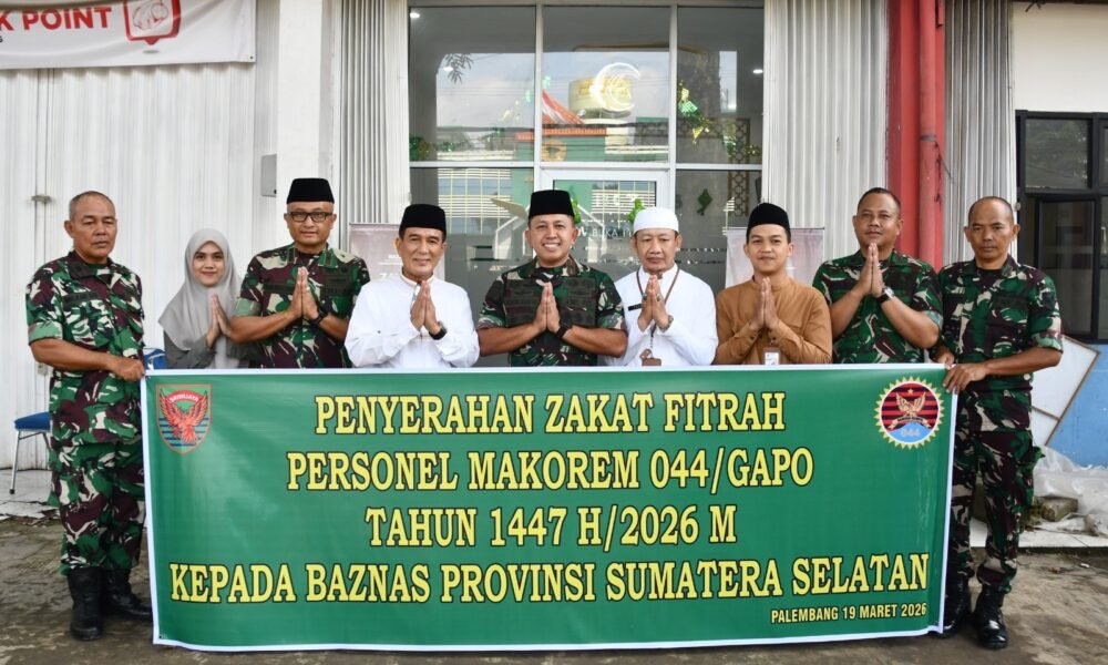Brigjen TNI Khabib Serahkan Zakat Fitrah Keluarga Besar Korem 044/Gapo ke Baznas Sumsel