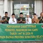 Brigjen TNI Khabib Serahkan Zakat Fitrah Keluarga Besar Korem 044/Gapo ke Baznas Sumsel