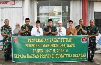 Brigjen TNI Khabib Serahkan Zakat Fitrah Keluarga Besar Korem 044/Gapo ke Baznas Sumsel