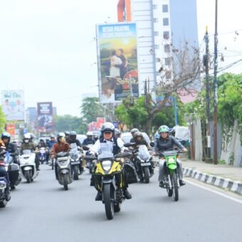 Motoran ke Banyuasin, Herman Deru Tanam Padi, Safari Jumat hingga Tinjau Kampung Wisata Al-Munawar Motoran ke Banyuasin, Herman Deru Tanam Padi, Safari Jumat hingga Tinjau Kampung Wisata Al-Munawar