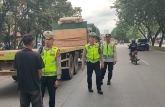 772 Kendaraan Sumbu Tiga Ditindak, Polda Sumsel Tegaskan Komitmen Keselamatan Lalu Lintas⠀