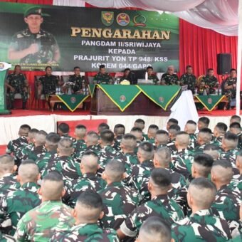Bangga Jadi Generasi Pertama, Pangdam II/Swj Motivasi Prajurit Yon TP 948/KSS