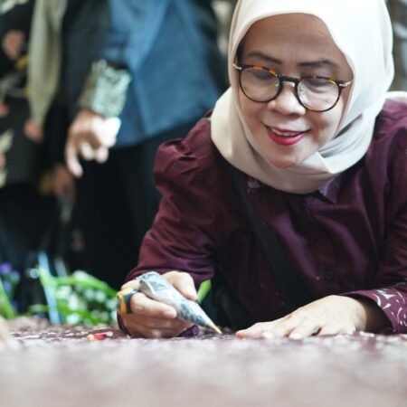 Ketua TP PKK Sumsel Feby Deru Evaluasi 10 Program Pokok PKK