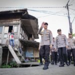 Kapolda Sumsel Pimpin Bedah 37 Rumah Warga Kurang Mampu di Palembang Secara Serentak