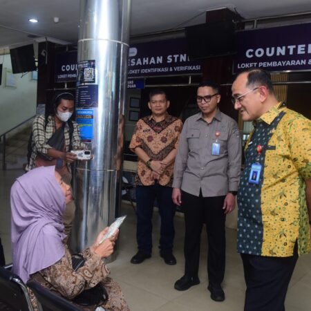 Sekda Sumsel Tegaskan Pelayanan Samsat UPTB I Palembang Tetap Optimal di Tengah WFH