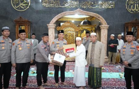 Perkuat Kedekatan Polri dengan Warga, Wakapolda Sumsel Gelar Safari Subuh