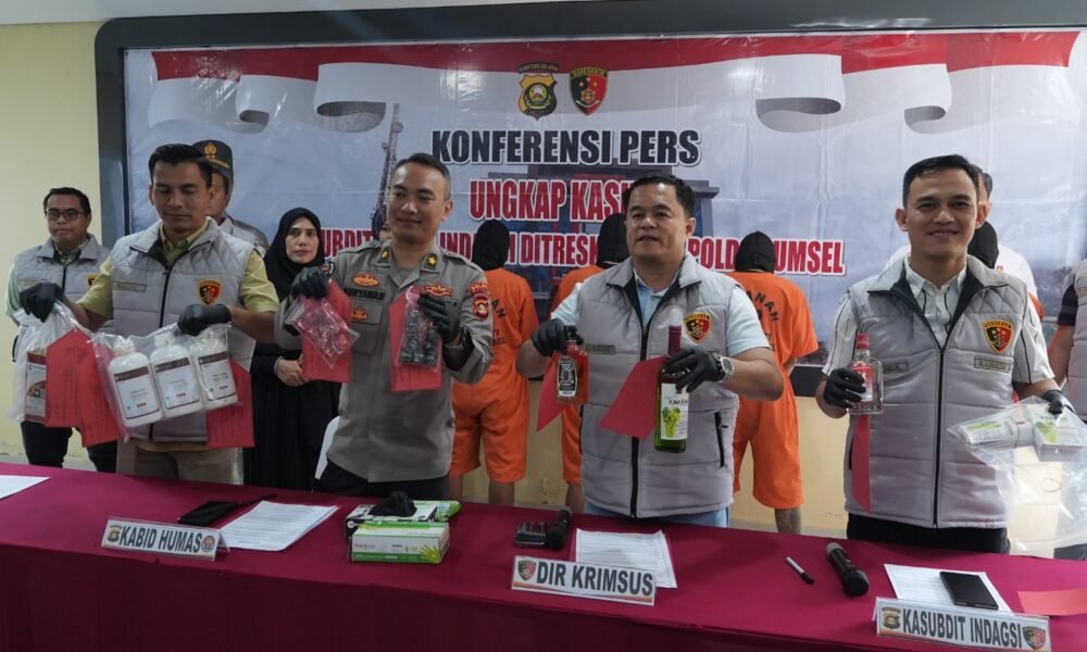 Minuman Keras Oplosan di Ruko Banyuasin Dibongkar Polda Sumsel, Barang Bukti Senilai Rp620 Juta Disita