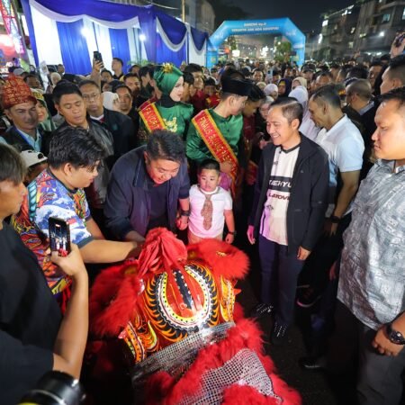Car Free Night Atmo Palembang Hidupkan Kembali Denyut Nadi Sektor Ekonomi Car Free Night Atmo Palembang Hidupkan Kembali Denyut Nadi Sektor Ekonomi
