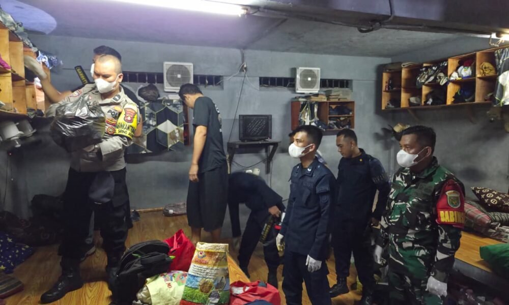 Razia Terpadu, Sasar Kamar Hunian Warga Binaan Rutan Palembang hingga Tes Urine Acak