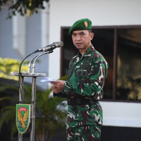 Kasrem 044/Gapo Sampaikan Pesan Panglima TNI dalam Upacara: Jaga Nama Baik Institusi